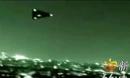 美国TR 3B三角形飞行器超清晰三角飞碟盘旋在城市上空